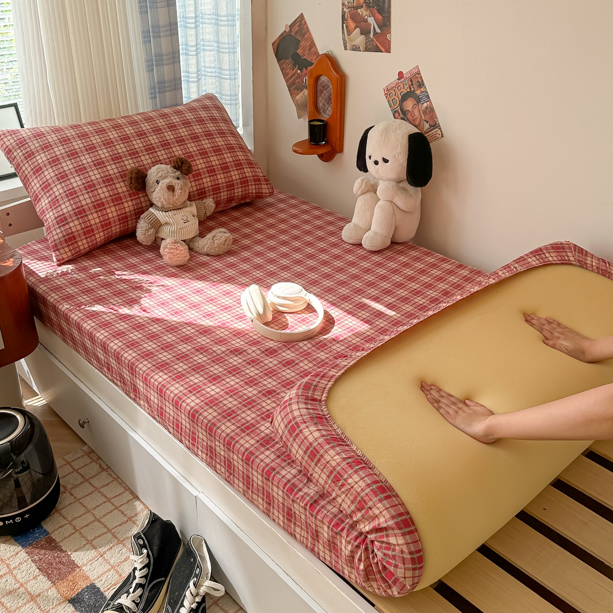 91家纺网 家纺一手货源 找家纺 韩巢家纺 2025新款上下铺双层纱学生宿舍寝室格子复古风床笠单件高低床防滑床单床套 圣诞