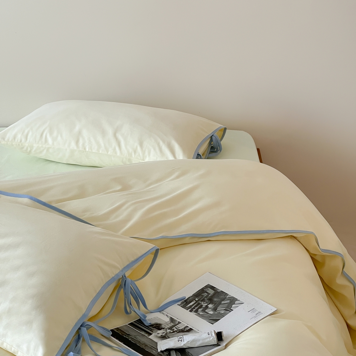 91家纺网 家纺一手货源 找家纺 尺素 2025新款纯色纯棉简约韩式ins风四件套民宿风全棉被套棉床单双人被套加大床单1.8纯色床笠 奶油-芝士