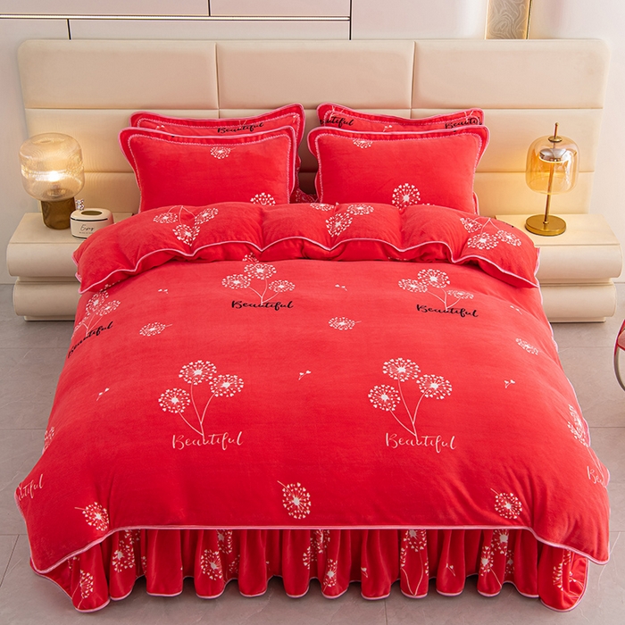 91家纺网 家纺一手货源 找家纺 （总）绒品壹家 2025新款电商直播爆款高克重7斤牛奶绒金貂绒印花床裙款三件套四件套