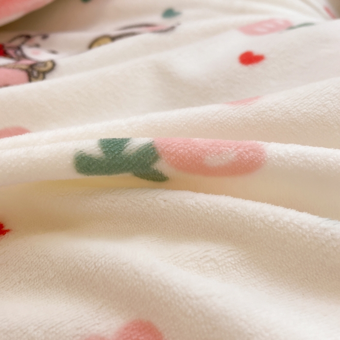 91家纺网 家纺一手货源 找家纺 娜朵家纺 2025新款双面加厚牛奶绒小清新印花四件套 花朵小兔