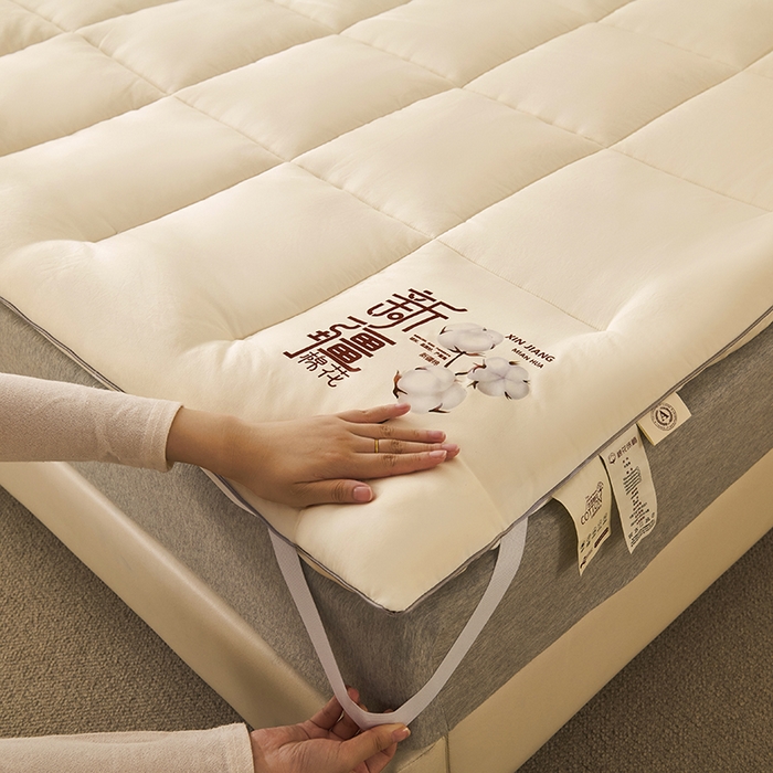 91家纺网 家纺一手货源 找家纺 （总）样样红被业 2025新款A类全棉新疆棉花床垫50%1.5米尺寸