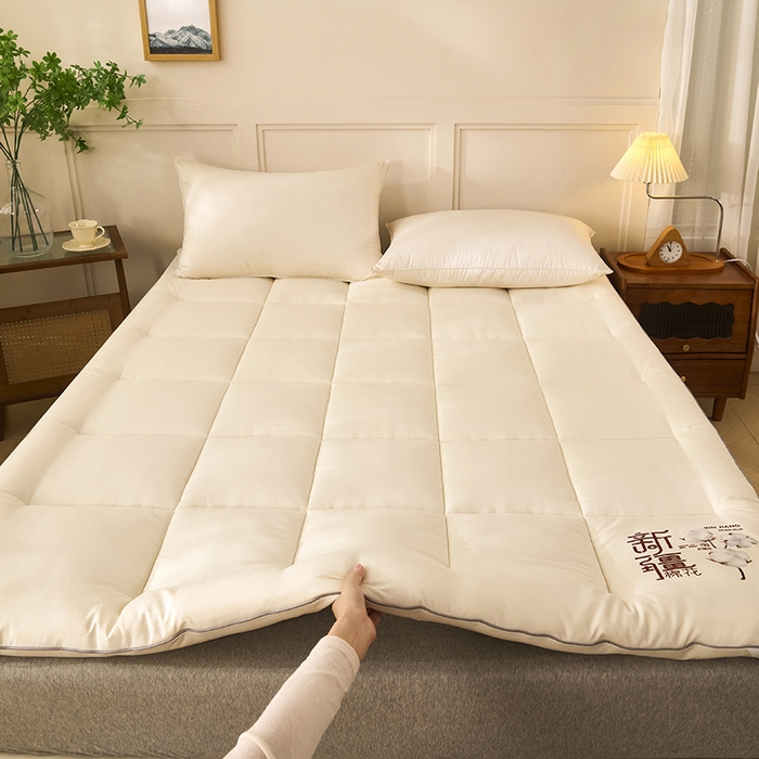 91家纺网 家纺一手货源 找家纺 （总）样样红被业 2025新款A类全棉新疆棉花床垫50%1.5米尺寸