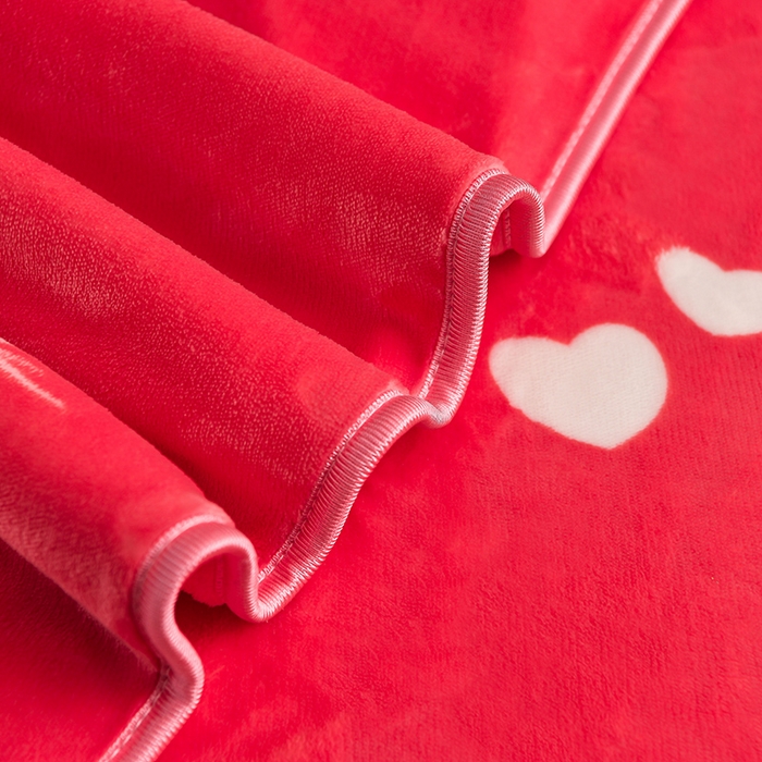 91家纺网 家纺一手货源 找家纺 绒品壹家 2025新款电商直播爆款高克重7斤牛奶绒金貂绒印花床裙款三件套四件套 爱心love