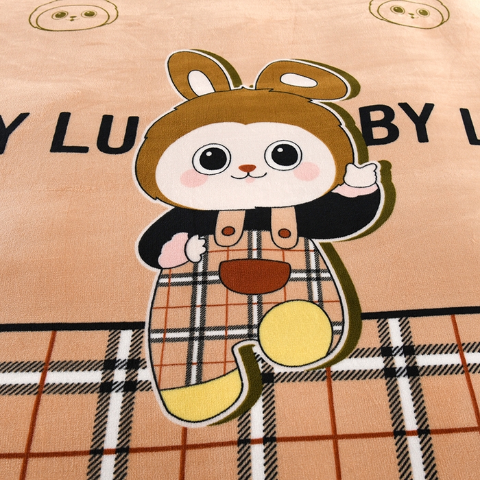 91家纺网 家纺一手货源 找家纺 绒品壹家 2025新款电商直播爆款高克重7斤牛奶绒金貂绒印花床裙款三件套四件套 宝莉格