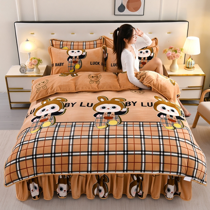 91家纺网 家纺一手货源 找家纺 绒品壹家 2025新款电商直播爆款高克重7斤牛奶绒金貂绒印花床裙款三件套四件套 宝莉格