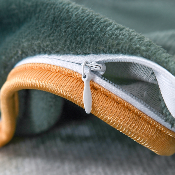 91家纺网 家纺一手货源 找家纺 绒品壹家 2025新款电商直播爆款高克重7斤牛奶绒金貂绒印花床裙款三件套四件套 繁花似锦