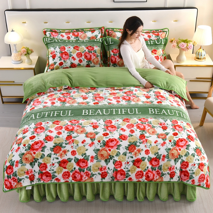 91家纺网 家纺一手货源 找家纺 绒品壹家 2025新款电商直播爆款高克重7斤牛奶绒金貂绒印花床裙款三件套四件套 花的海洋