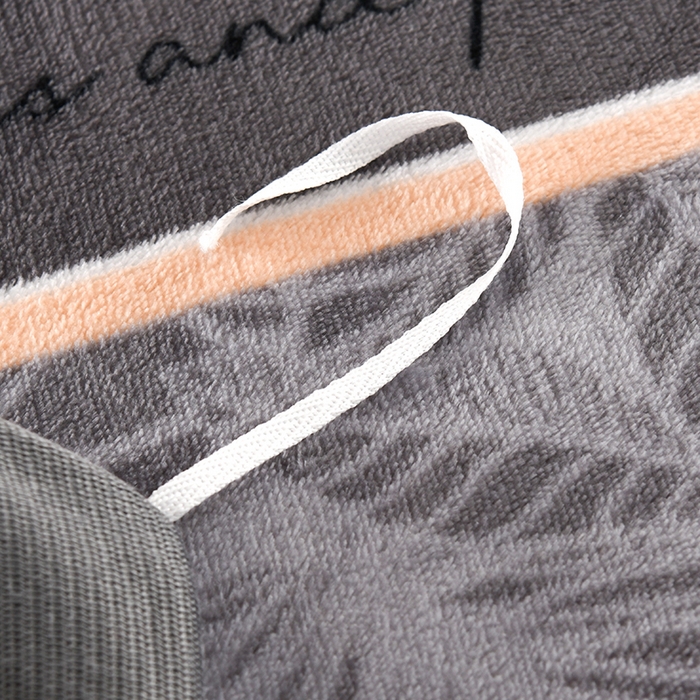 91家纺网 家纺一手货源 找家纺 绒品壹家 2025新款电商直播爆款高克重7斤牛奶绒金貂绒印花床裙款三件套四件套 花落倾城