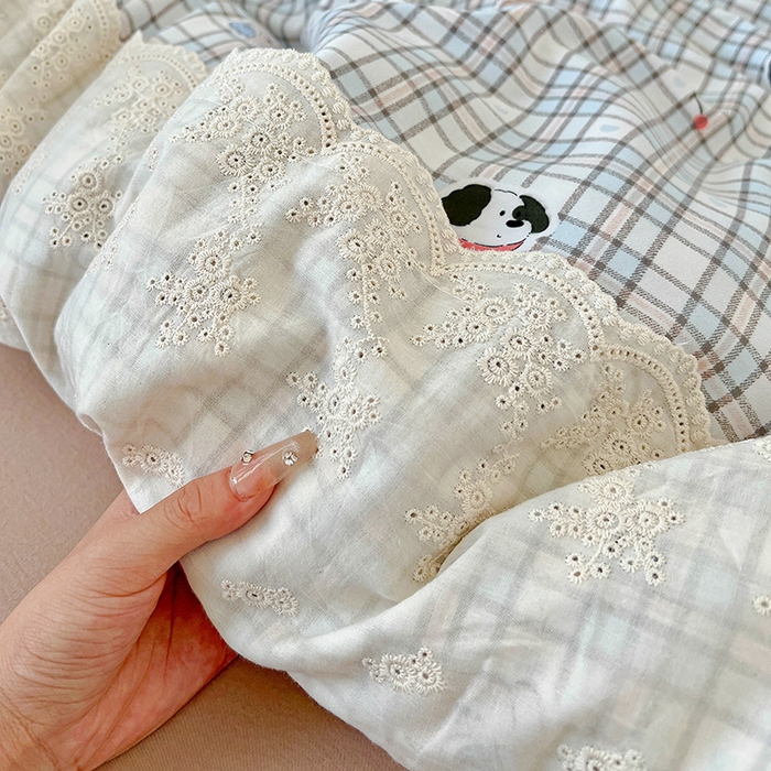 91家纺网 家纺一手货源 找家纺 海岛哥哥 2025新款韩式全棉蕾丝花边软绵绵四件套 灰蓝小狗