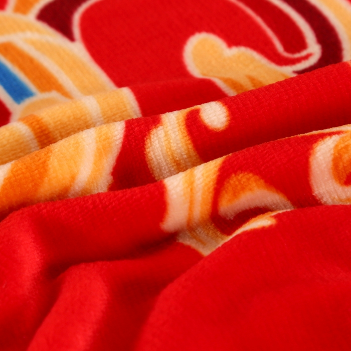 91家纺网 家纺一手货源 找家纺 绒品壹家 2025新款电商直播爆款高克重7斤牛奶绒金貂绒印花床裙款三件套四件套 喜结良缘