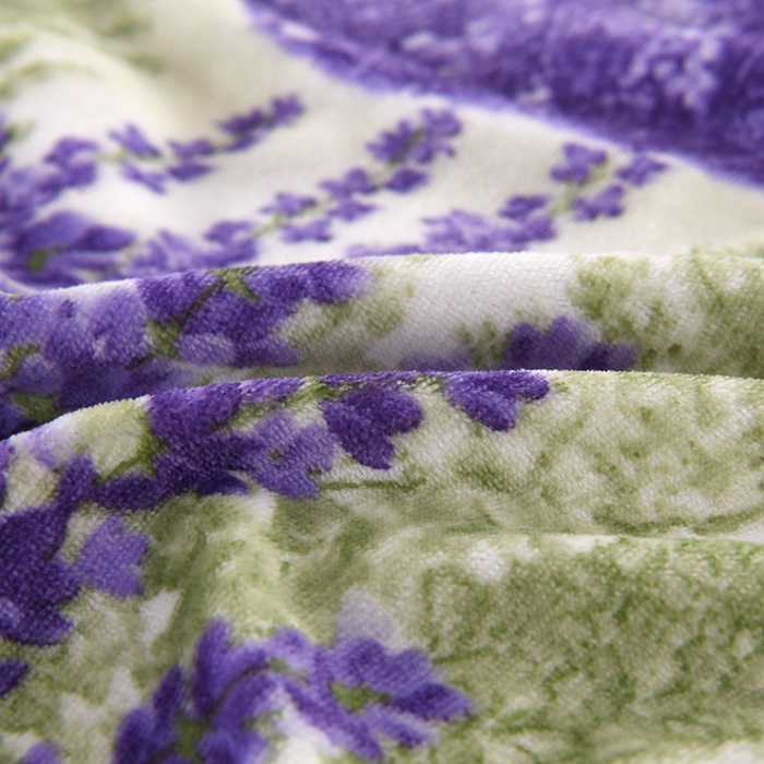 91家纺网 家纺一手货源 找家纺 绒品壹家 2025新款电商直播爆款高克重7斤牛奶绒金貂绒印花床裙款三件套四件套 薰衣草