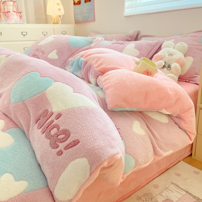 91家纺网 家纺一手货源 找家纺 （总）川悦生活 2025新款立体雪花绒印花大床四件套系列二场景一