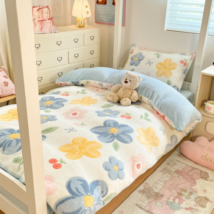 91家纺网 家纺一手货源 找家纺 川悦生活 2025新款立体雪花绒印花四件套学生床系列二场景一 半暖花朵