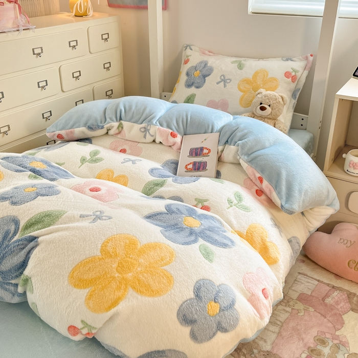 91家纺网 家纺一手货源 找家纺 川悦生活 2025新款立体雪花绒印花四件套学生床系列二场景一 半暖花朵