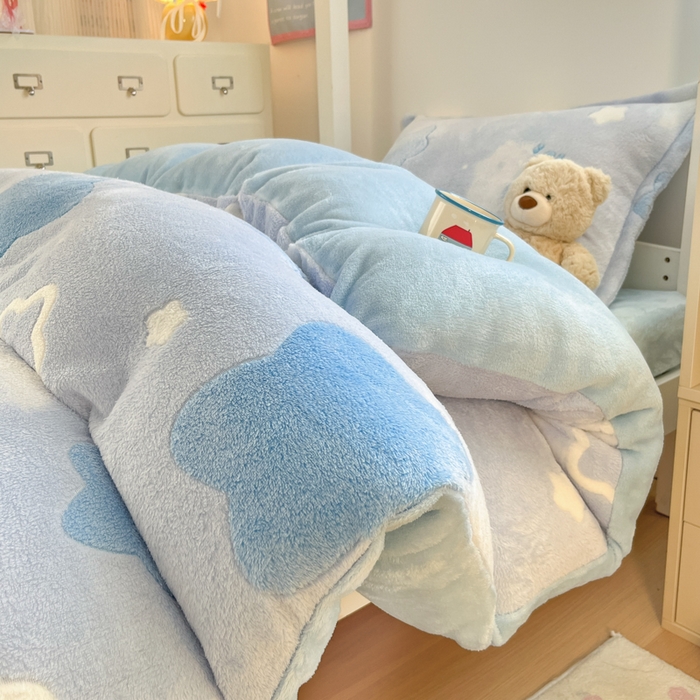 91家纺网 家纺一手货源 找家纺 川悦生活 2025新款立体雪花绒印花四件套学生床系列二场景一 叮咚星星