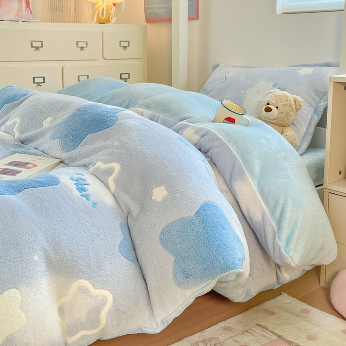 91家纺网 家纺一手货源 找家纺 川悦生活 2025新款立体雪花绒印花四件套学生床系列二场景一 叮咚星星