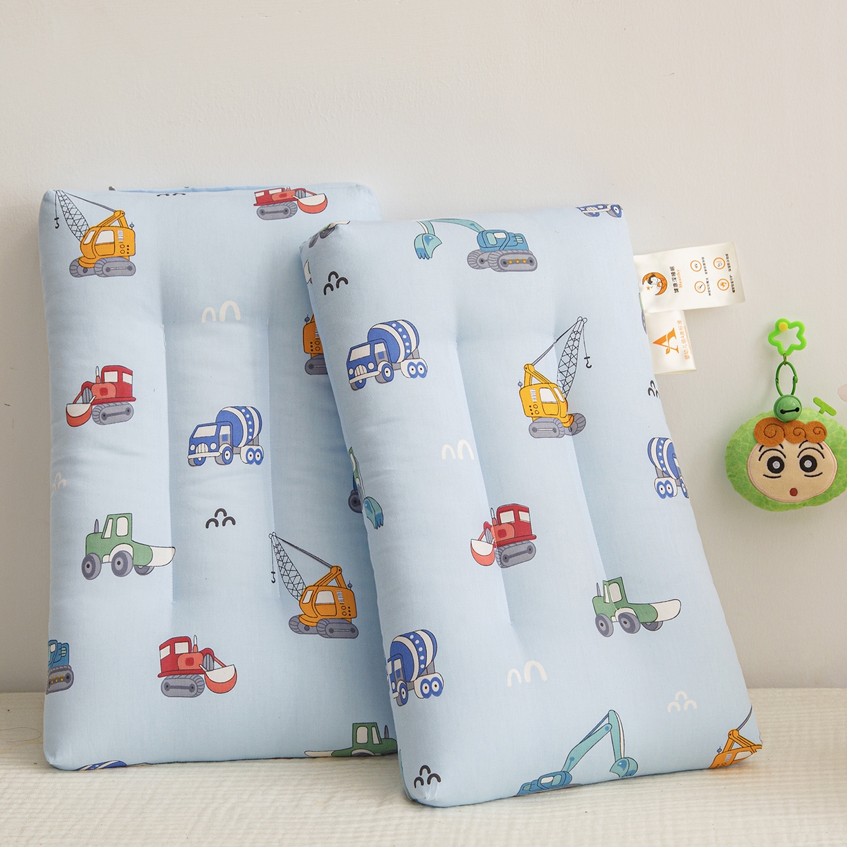 91家纺网 家纺一手货源 找家纺 织布人 2025新款枕芯A类全棉双层纱婴幼儿童枕头午睡枕学生宿舍专用枕芯 A类婴幼儿童枕-汽车动员