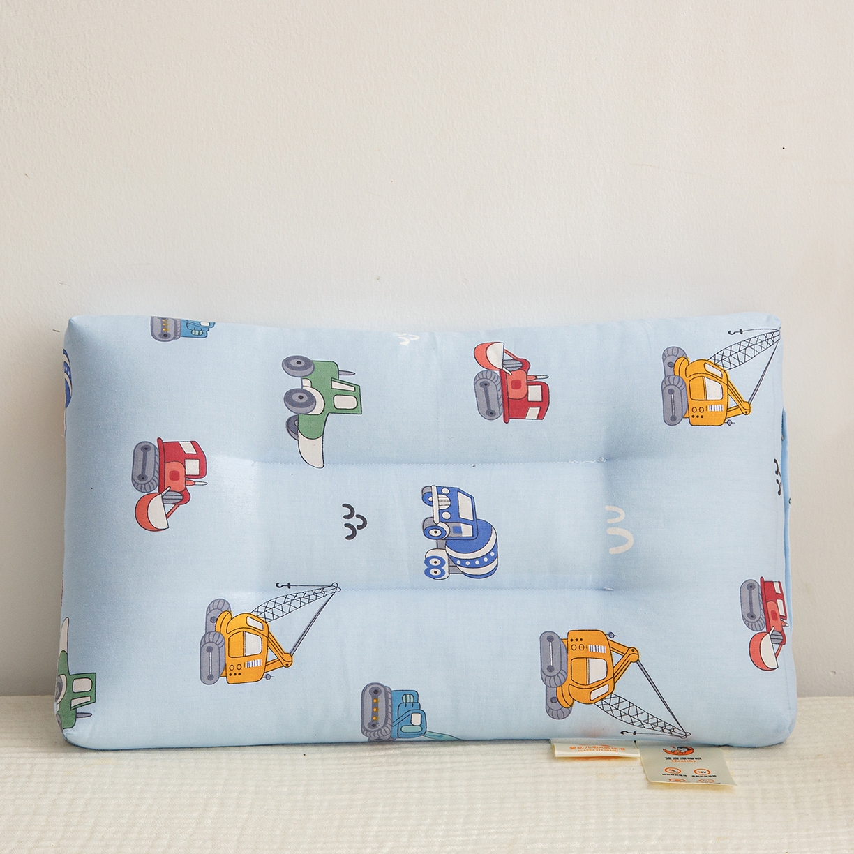 91家纺网 家纺一手货源 找家纺 织布人 2025新款枕芯A类全棉双层纱婴幼儿童枕头午睡枕学生宿舍专用枕芯 A类婴幼儿童枕-汽车动员