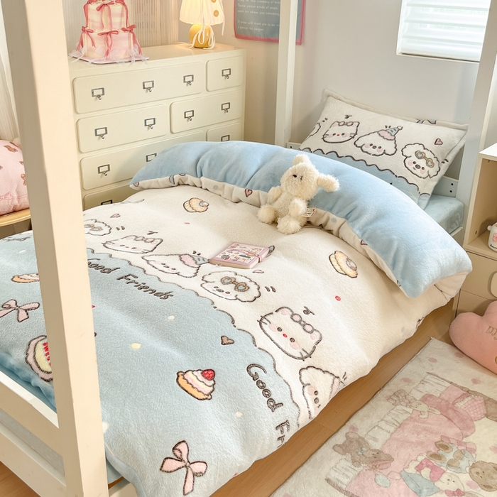 91家纺网 家纺一手货源 找家纺 川悦生活 2025新款立体雪花绒印花四件套学生床系列二场景一 快乐派对