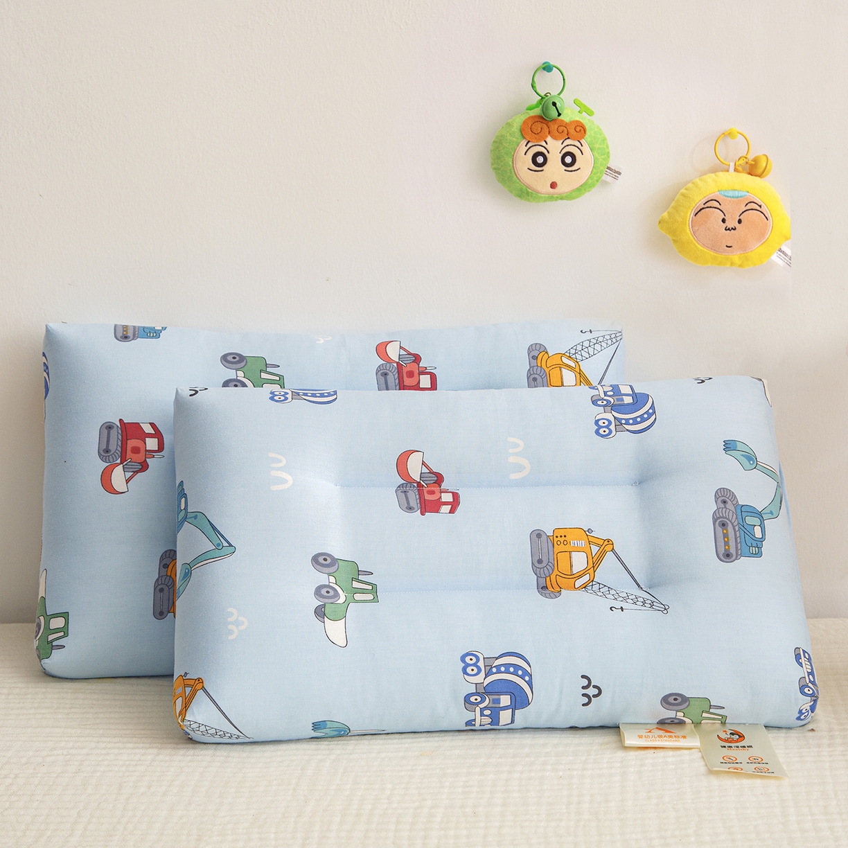 91家纺网 家纺一手货源 找家纺 织布人 2025新款枕芯A类全棉双层纱婴幼儿童枕头午睡枕学生宿舍专用枕芯 A类婴幼儿童枕-汽车动员