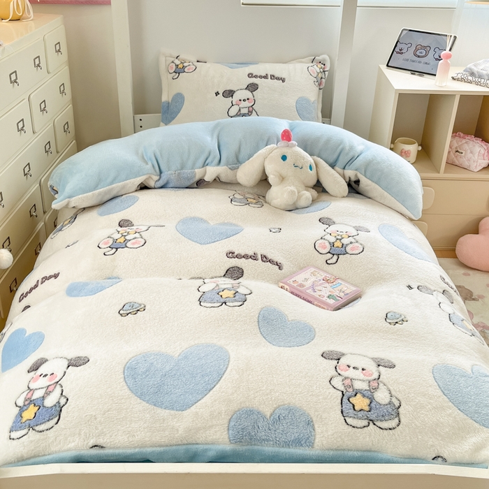 91家纺网 家纺一手货源 找家纺 川悦生活 2025新款立体雪花绒印花四件套学生床系列二场景一 快乐西高地