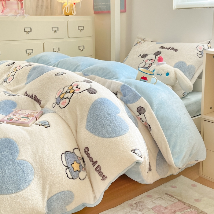 91家纺网 家纺一手货源 找家纺 川悦生活 2025新款立体雪花绒印花四件套学生床系列二场景一 快乐西高地