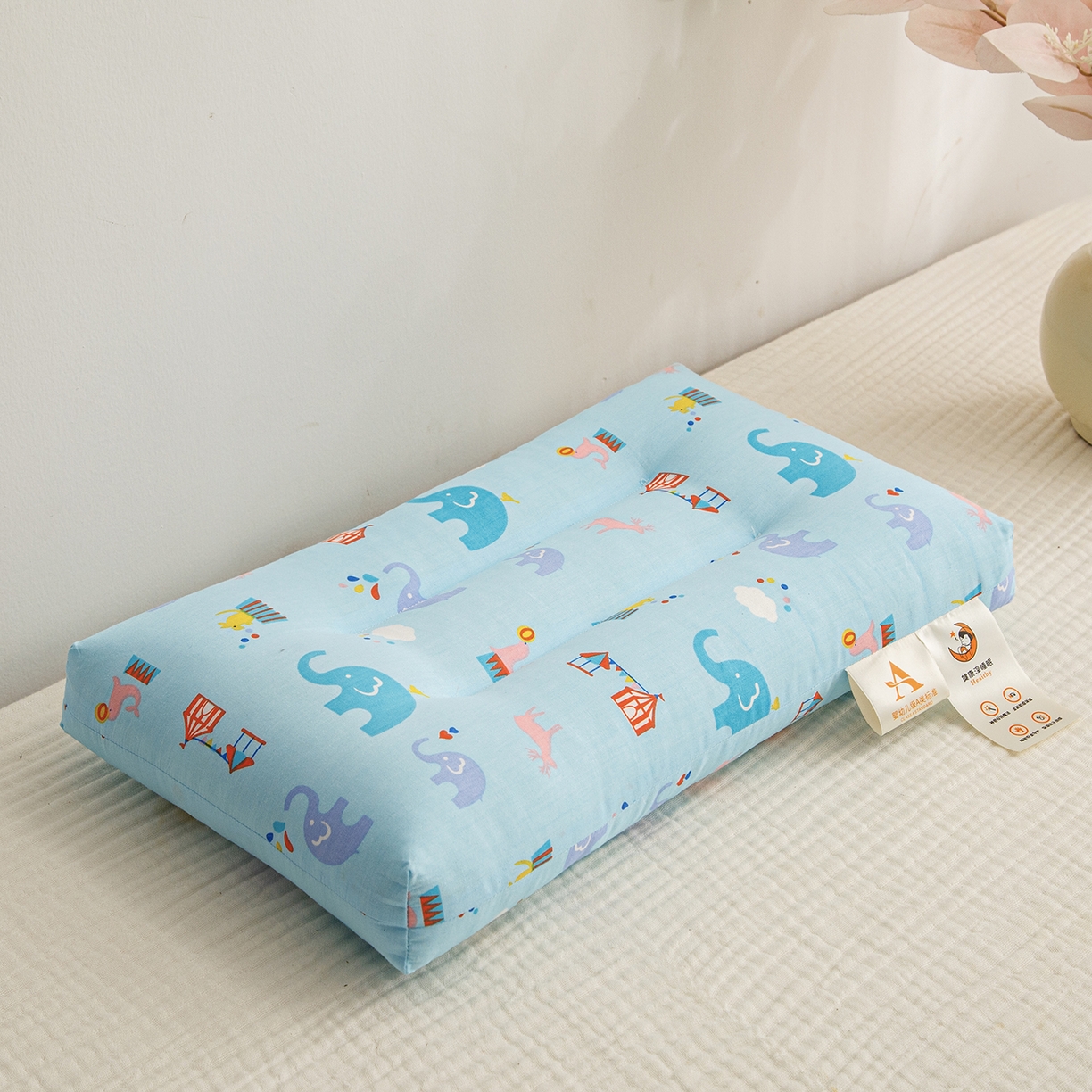 91家纺网 家纺一手货源 找家纺 织布人 2025新款枕芯A类全棉双层纱婴幼儿童枕头午睡枕学生宿舍专用枕芯 A类婴幼儿童枕-小象