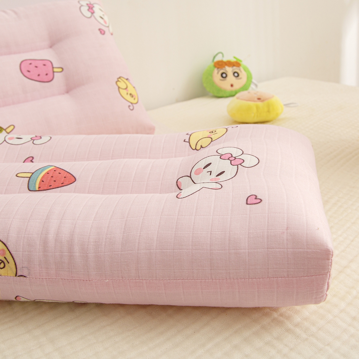 91家纺网 家纺一手货源 找家纺 织布人 2025新款枕芯A类全棉双层纱婴幼儿童枕头午睡枕学生宿舍专用枕芯 A类婴幼儿童枕-小白兔