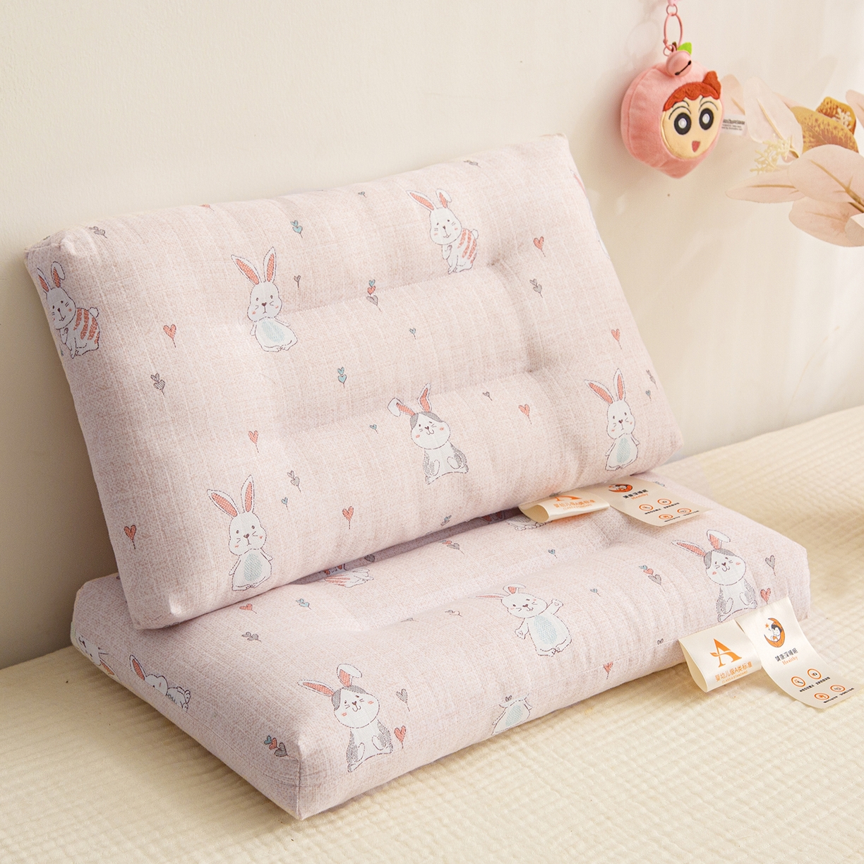 91家纺网 家纺一手货源 找家纺 织布人 2025新款枕芯A类全棉双层纱婴幼儿童枕头午睡枕学生宿舍专用枕芯 A类婴幼儿童枕-爱心小兔