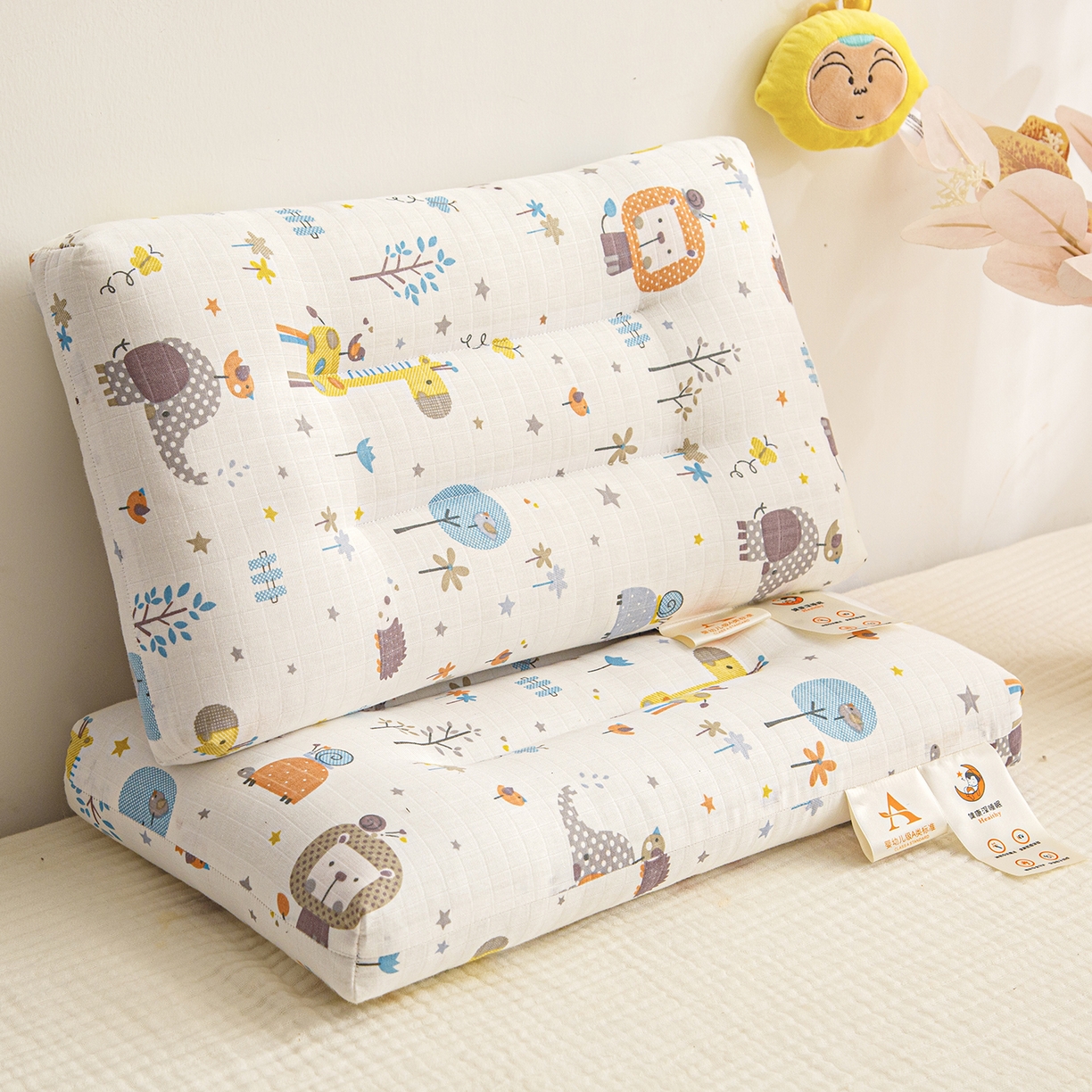 91家纺网 家纺一手货源 找家纺 织布人 2025新款枕芯A类全棉双层纱婴幼儿童枕头午睡枕学生宿舍专用枕芯 A类婴幼儿童枕-森林乐园