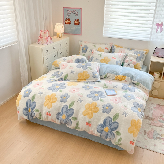 91家纺网 家纺一手货源 找家纺 川悦生活 2025新款立体雪花绒印花大床四件套系列二场景一 半暖花朵