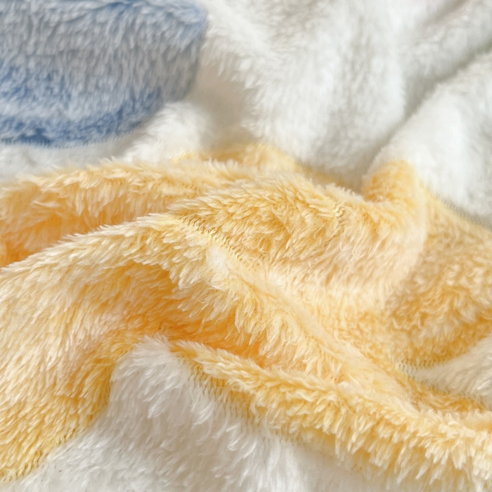 91家纺网 家纺一手货源 找家纺 川悦生活 2025新款立体雪花绒印花大床四件套系列二场景一 半暖花朵