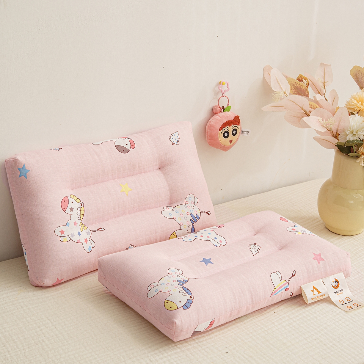 91家纺网 家纺一手货源 找家纺 织布人 2025新款枕芯A类全棉双层纱婴幼儿童枕头午睡枕学生宿舍专用枕芯 A类婴幼儿童枕-小马罗莉