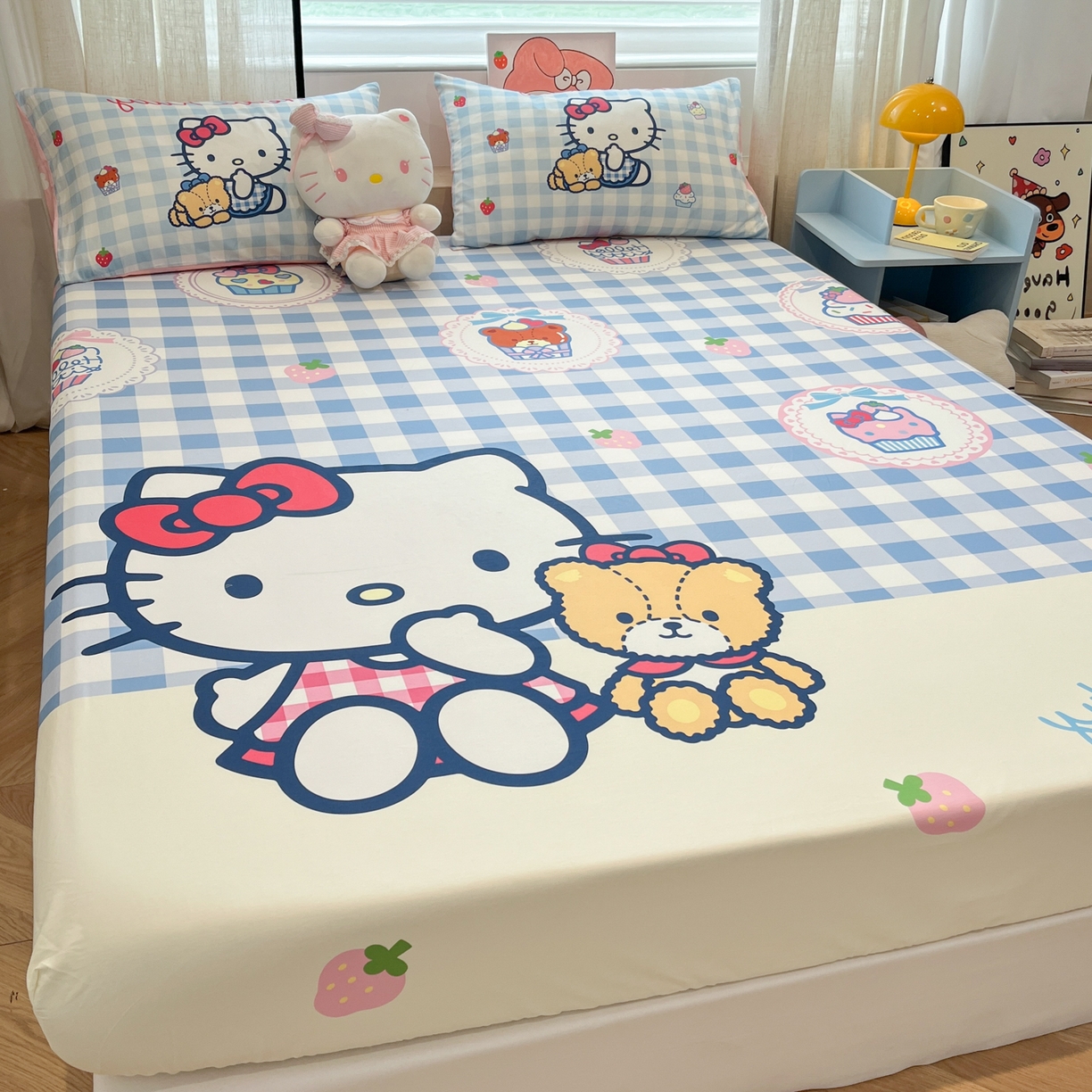 91家纺网 家纺一手货源 找家纺 金爱家 2025新款三丽鸥全棉床笠 单品纯棉-kt和熊