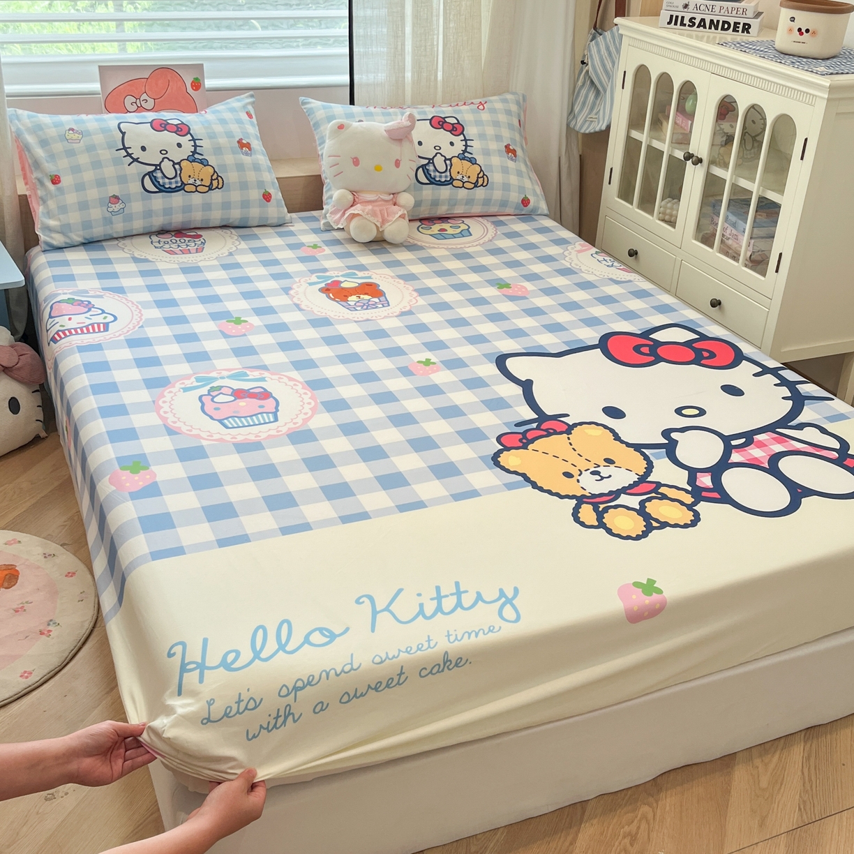 91家纺网 家纺一手货源 找家纺 金爱家 2025新款三丽鸥全棉床笠 单品纯棉-kt和熊