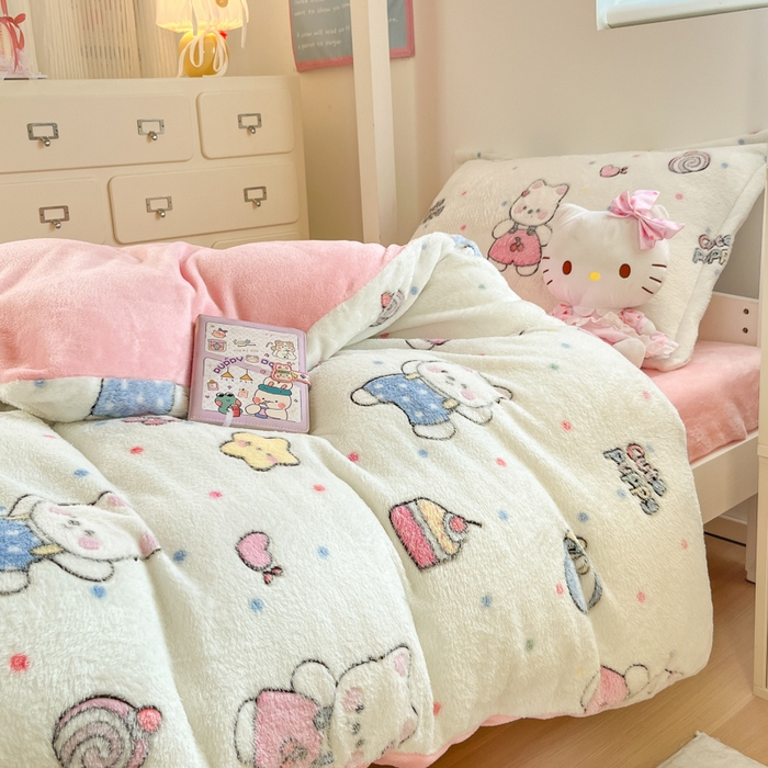 91家纺网 家纺一手货源 找家纺 川悦生活 2025新款立体雪花绒印花四件套学生床系列二场景一 派对西高地