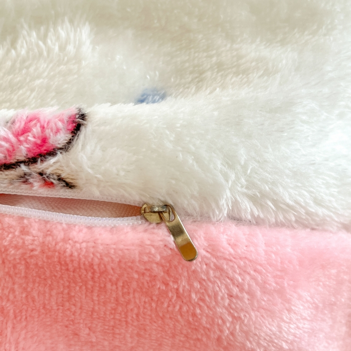 91家纺网 家纺一手货源 找家纺 川悦生活 2025新款立体雪花绒印花四件套学生床系列二场景一 派对西高地