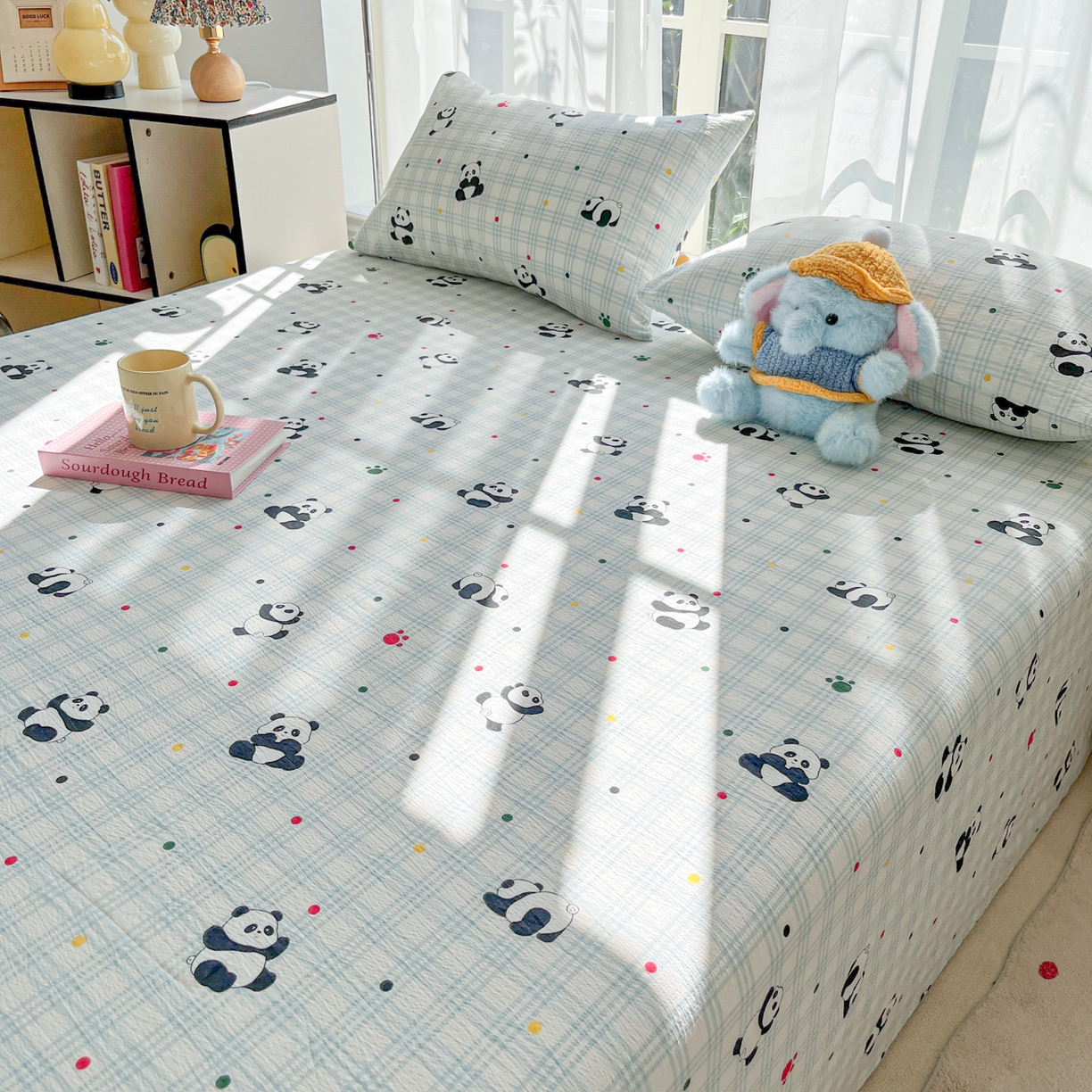 91家纺网 家纺一手货源 找家纺 韩巢家纺 2025新款双层纱儿童卡通风床单寝室单人学生宿舍单床单床单单件单品床单 软软熊猫