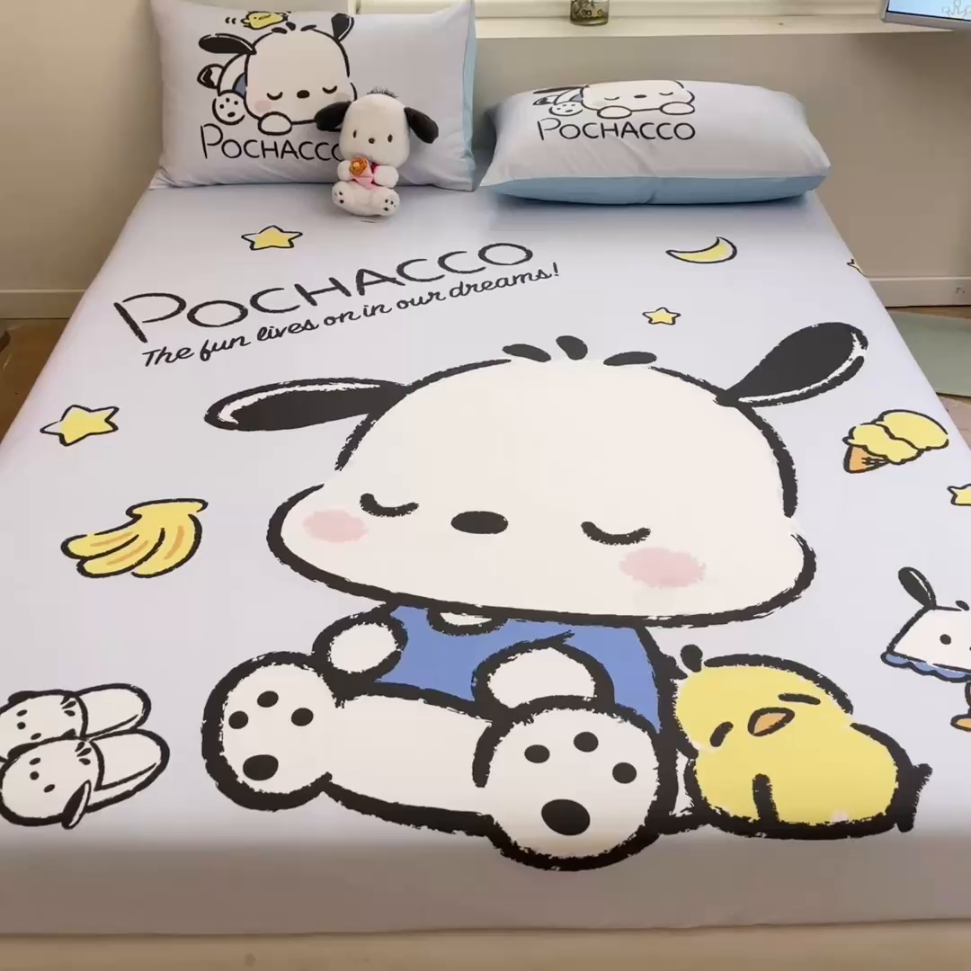 91家纺网 家纺一手货源 找家纺 金爱家 2025新款三丽鸥全棉床笠 棉单品-香蕉帕哈狗