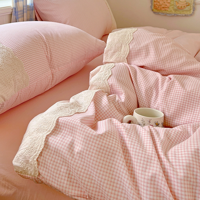 91家纺网 家纺一手货源 找家纺 海岛哥哥 2025新款韩式全棉蕾丝花边软绵绵四件套 mini粉格