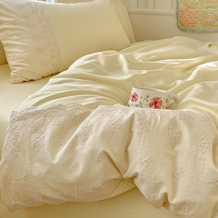 91家纺网 家纺一手货源 找家纺 海岛哥哥 2025新款韩式全棉蕾丝花边软绵绵四件套 mini黄格