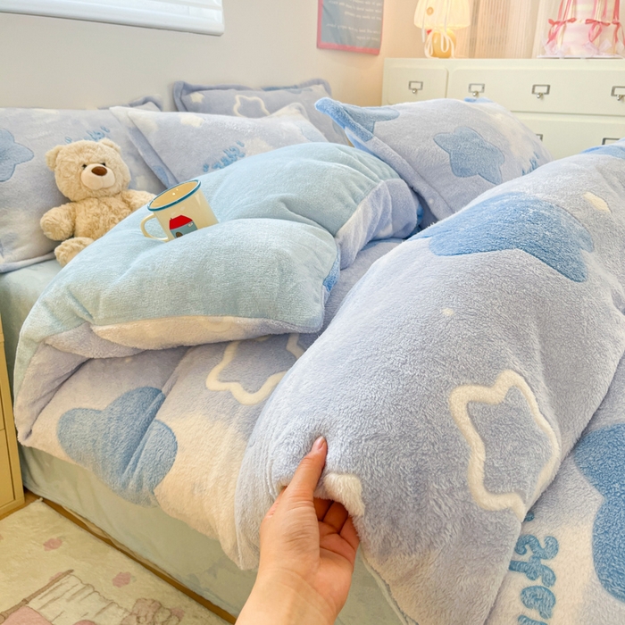 91家纺网 家纺一手货源 找家纺 川悦生活 2025新款立体雪花绒印花大床四件套系列二场景一 叮咚星星