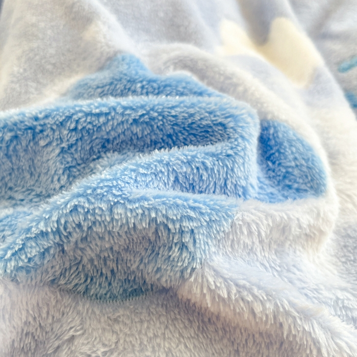 91家纺网 家纺一手货源 找家纺 川悦生活 2025新款立体雪花绒印花大床四件套系列二场景一 叮咚星星