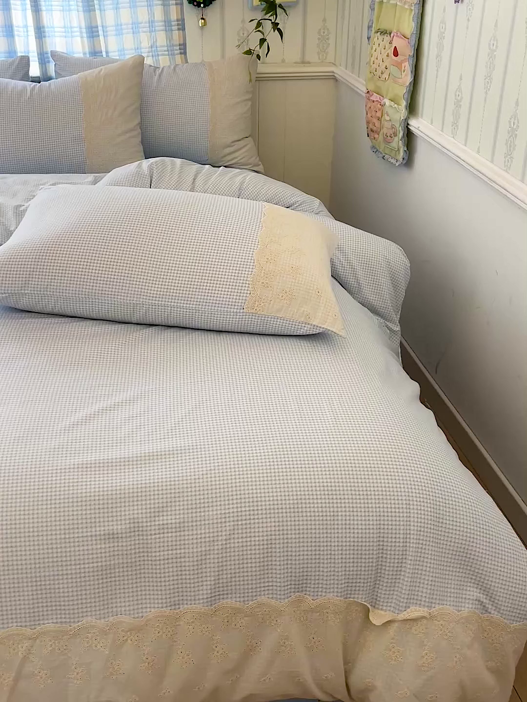 91家纺网 家纺一手货源 找家纺 海岛哥哥 2025新款韩式全棉蕾丝花边软绵绵四件套 mini蓝格