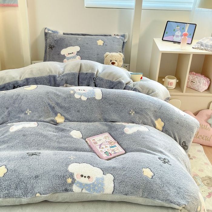 91家纺网 家纺一手货源 找家纺 川悦生活 2025新款立体雪花绒印花四件套学生床系列二场景一 星月小狗-灰