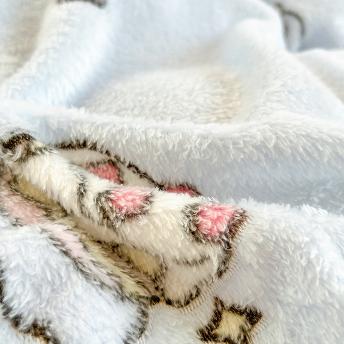 91家纺网 家纺一手货源 找家纺 川悦生活 2025新款立体雪花绒印花四件套学生床系列二场景一 幸运小咪