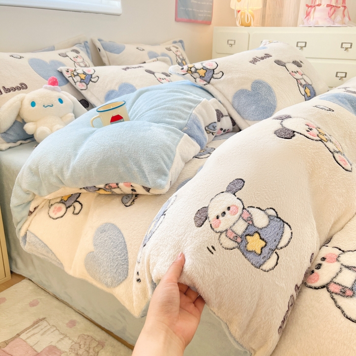 91家纺网 家纺一手货源 找家纺 川悦生活 2025新款立体雪花绒印花大床四件套系列二场景一 快乐西高地