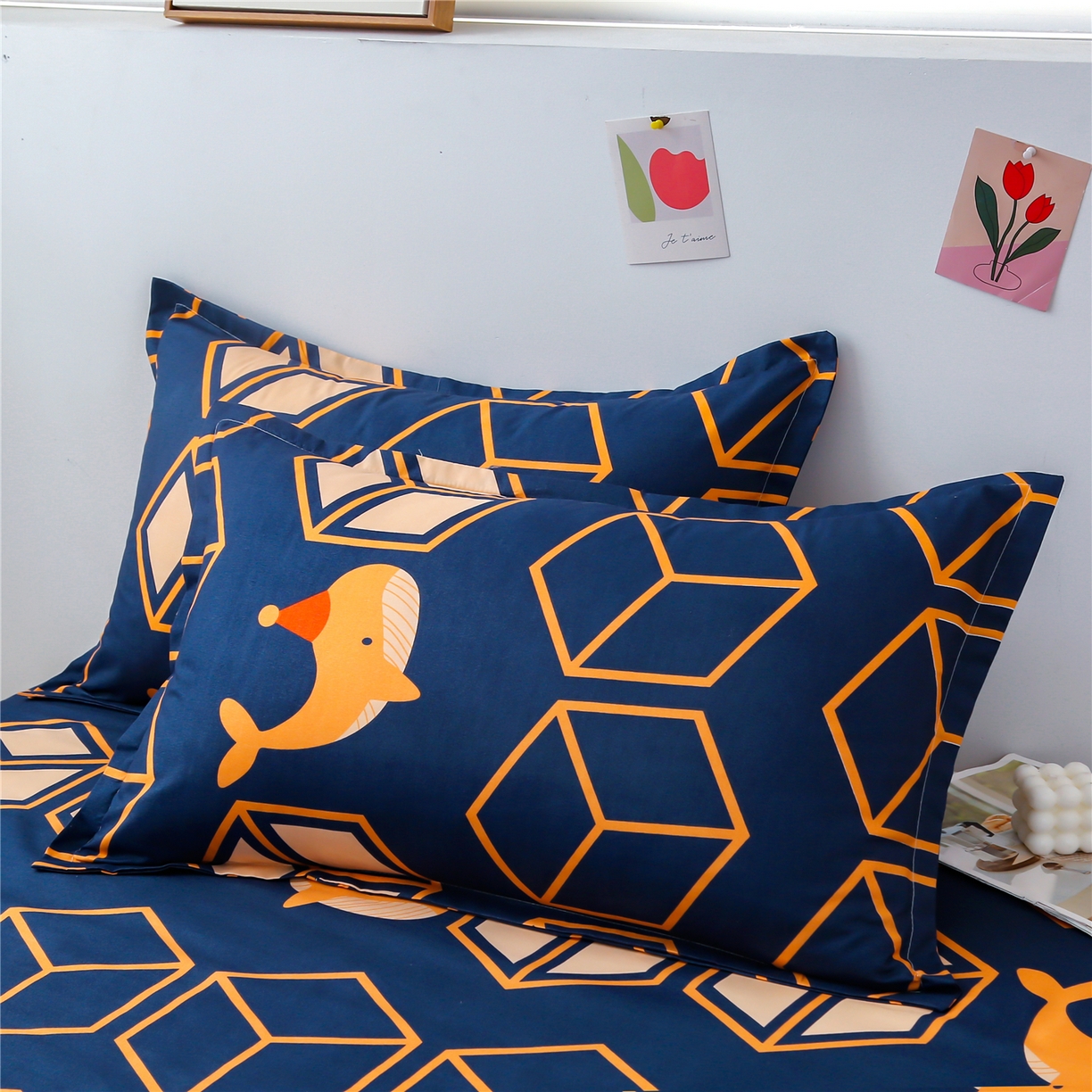 91家纺网 家纺一手货源 找家纺 曼璐家纺 2025新款芦荟棉床单单件床单三件套单床单磨毛印花亲肤外贸跨境可定制花型尺寸 立方世界