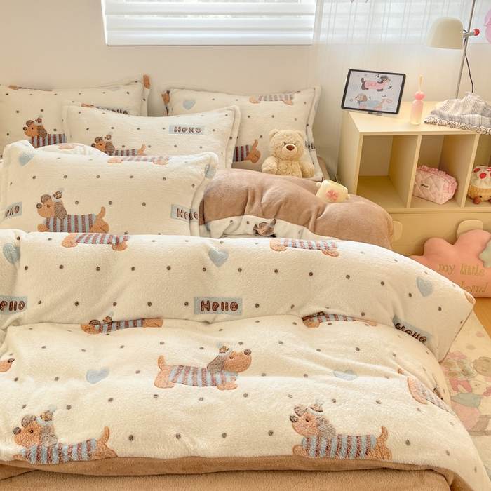 91家纺网 家纺一手货源 找家纺 川悦生活 2025新款立体雪花绒印花大床四件套系列二场景一 腊肠小点