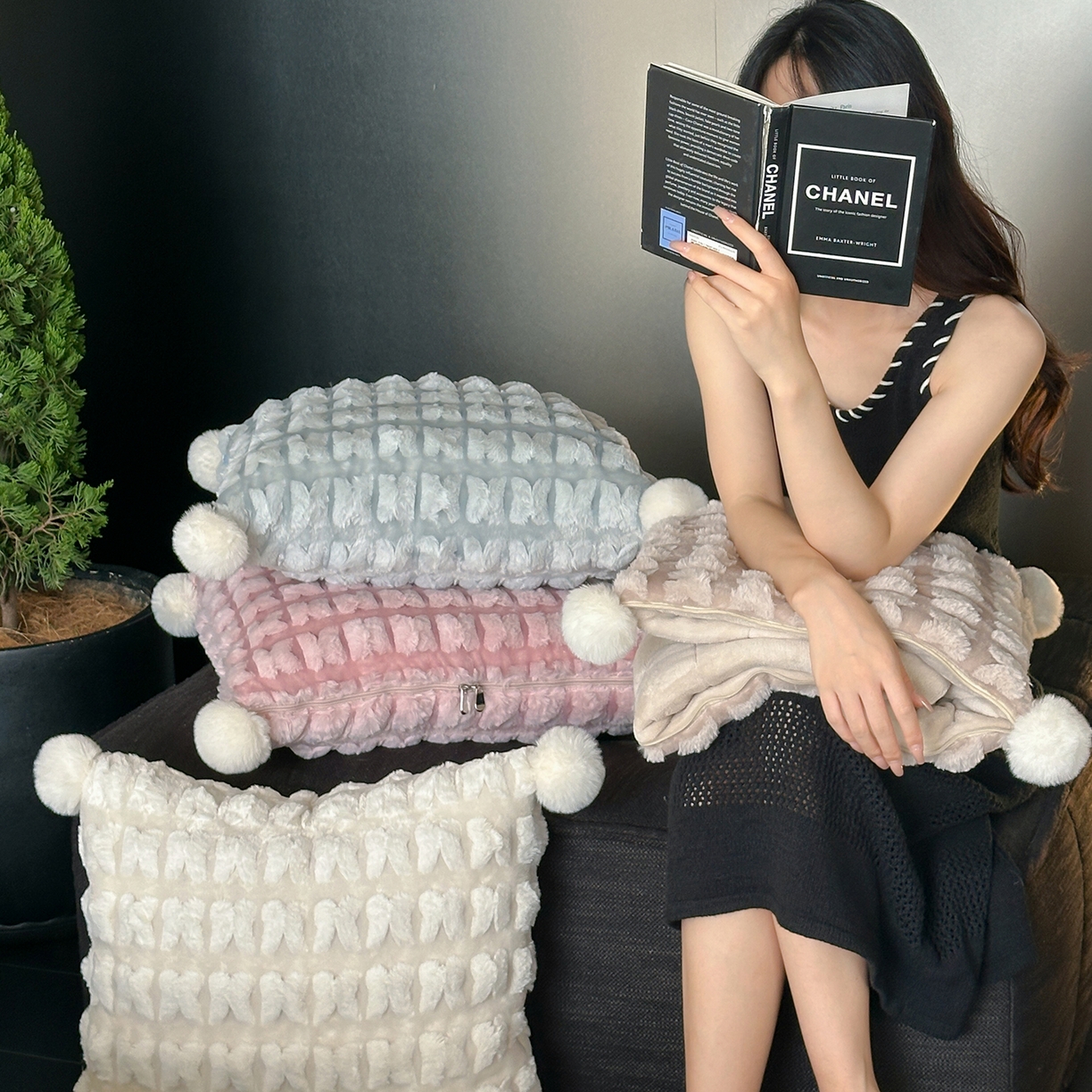 91家纺网 家纺一手货源 找家纺 多米家居 2025新款暖绒多功能剪花蝶梦抱枕被系列 组合